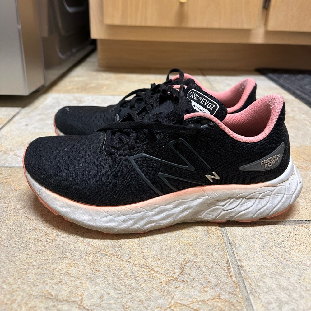 New balance gym shoes
